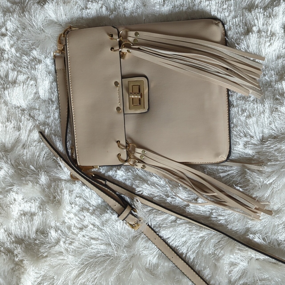 Cross body purse